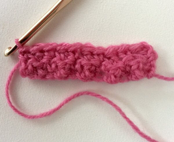 Seed stitch crochet - a tutorial by La Visch Designs