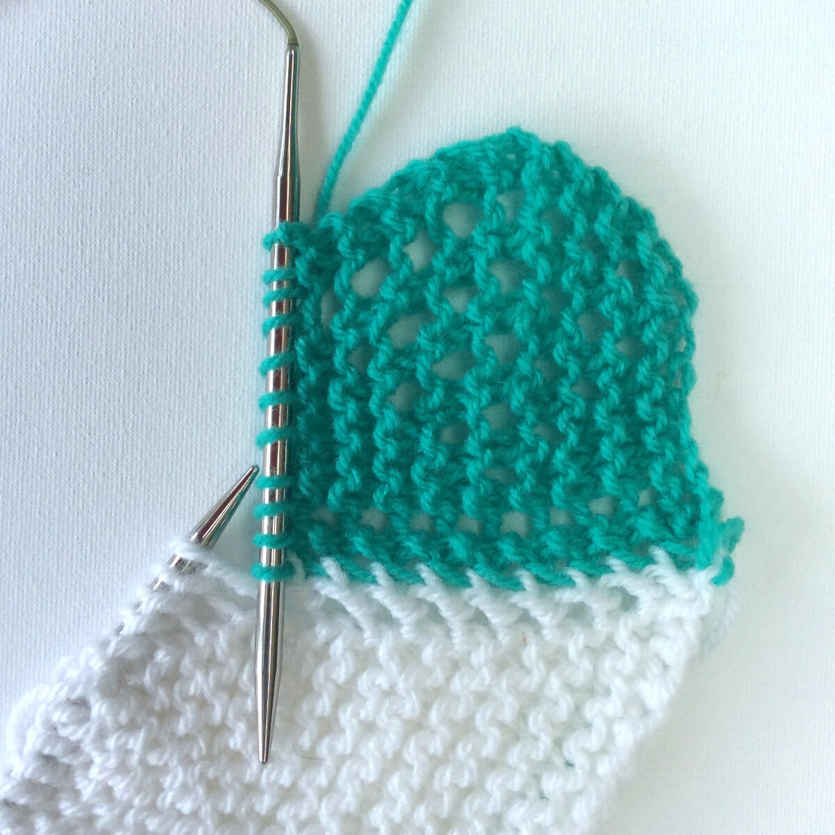 tutorial knittedon border La Visch Designs