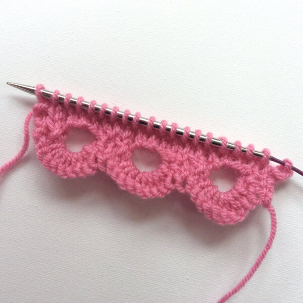 tutorial: knitting a scalloped edge - La Visch Designs