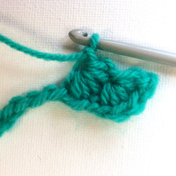 Crochet the Star Stitch - a tutorial by La Visch Designs - www.lavisch.com