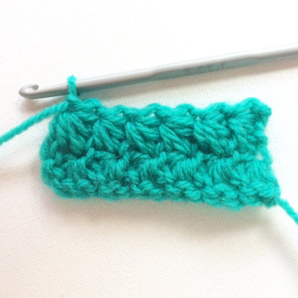 Crochet the Star Stitch - a tutorial by La Visch Designs - www.lavisch.com