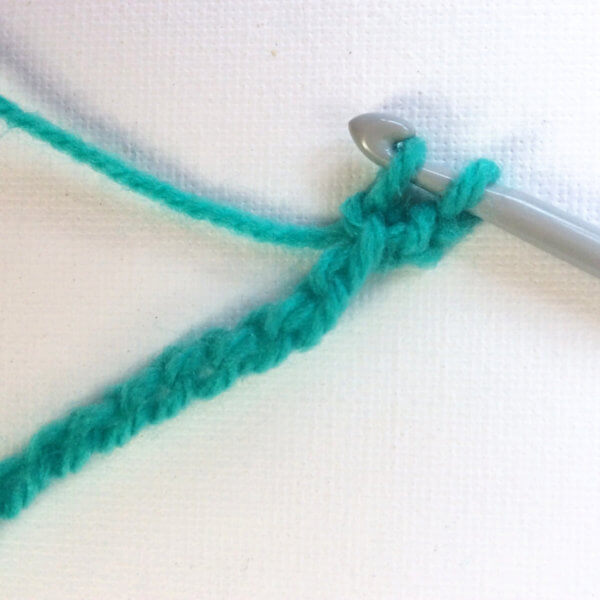 Crochet the Star Stitch - a tutorial by La Visch Designs - www.lavisch.com