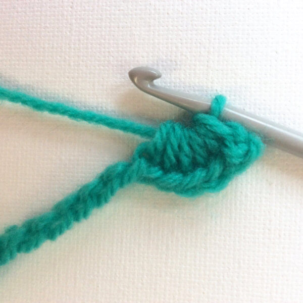 Crochet the Star Stitch - a tutorial by La Visch Designs - www.lavisch.com