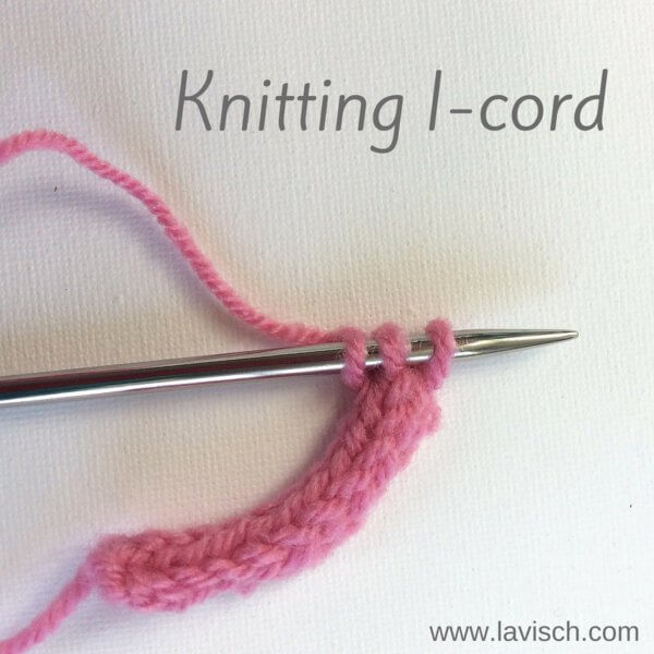 Knitting i-cord - a tutorial by La Visch Designs - www.lavisch.com