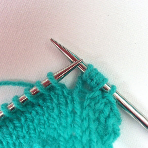 Bobble bind-off tutorial by La Visch Designs - www.lavisch.com