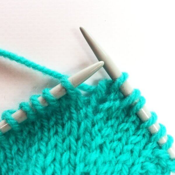 Knitting the skp decrease - a tutorial by La Visch Designs