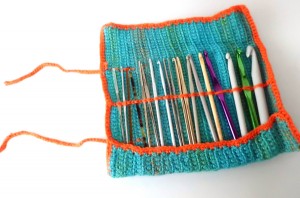 Roll it up & go crochet hook case by La Visch Designs