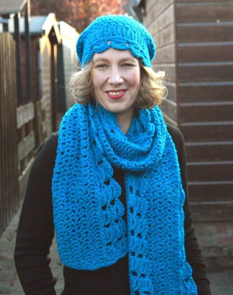 Hugs and Kisses Scarf
