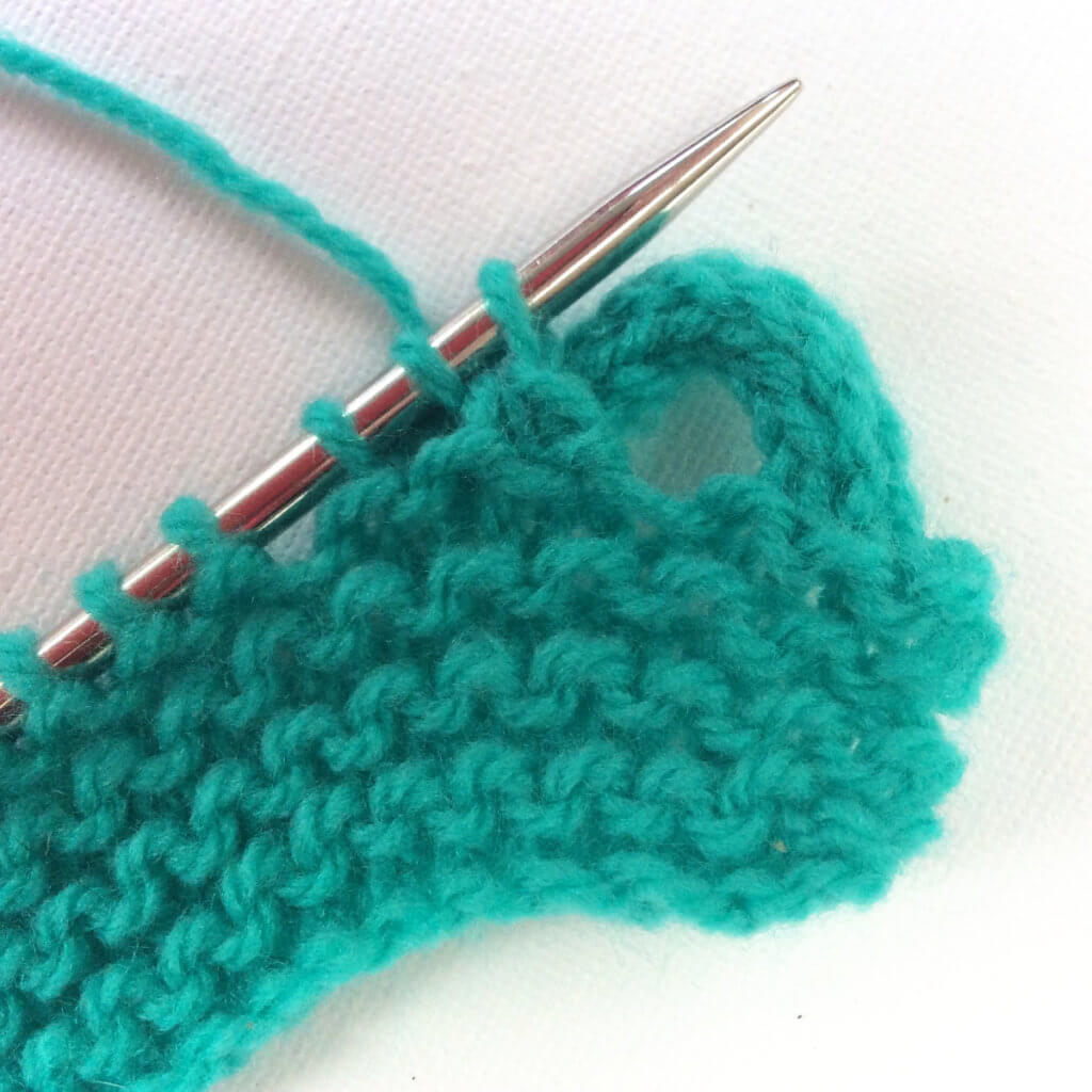 tutorial knitting the loopy bindoff La Visch Designs