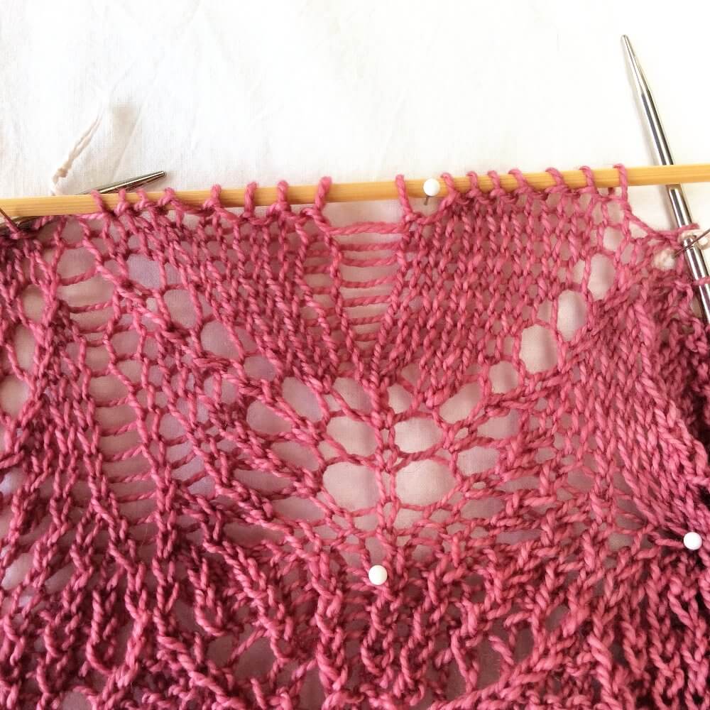 Fixing a mistake in lace knitting with La Visch Designs