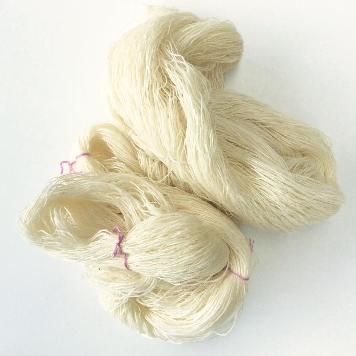 dyeing wool with onion skins La Visch Designs