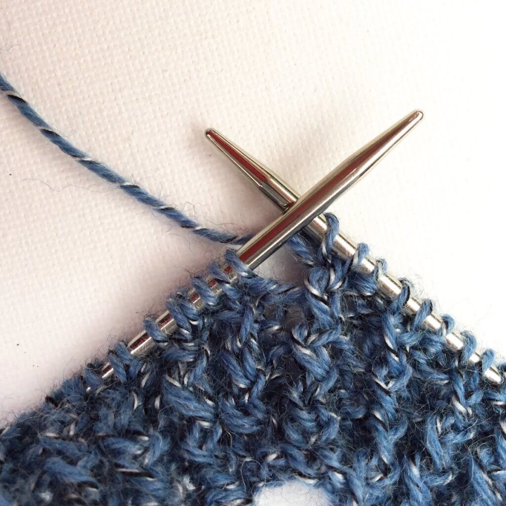 tutorial knit rick rack rib in the round La Visch Designs