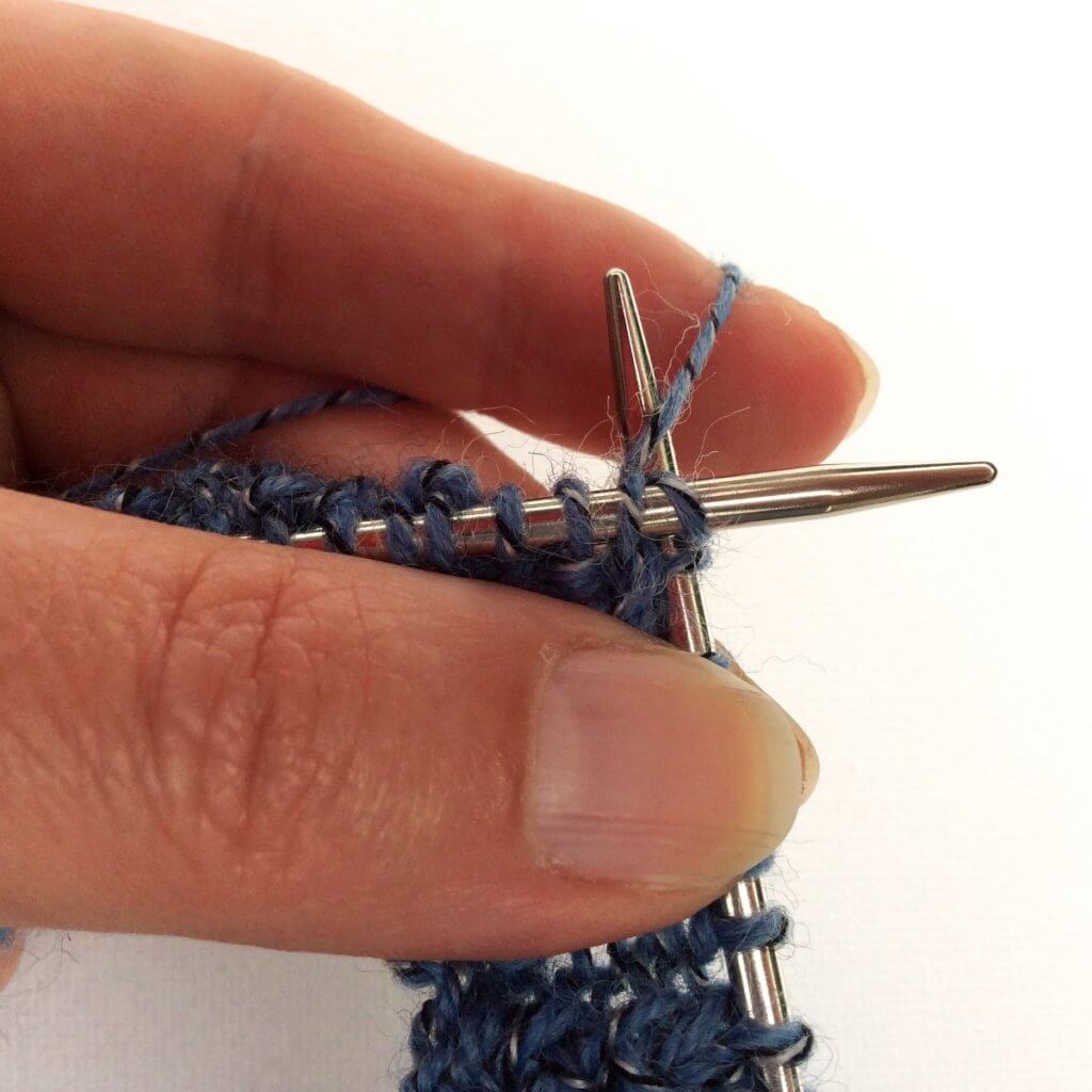 tutorial: knit rick rack rib in the round - La Visch Designs