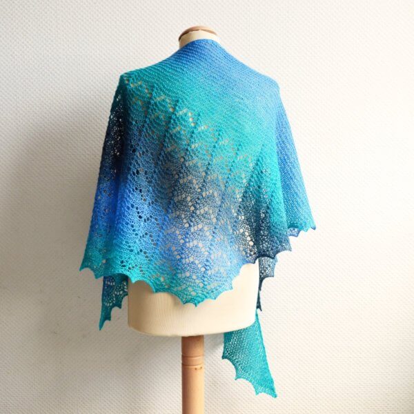 Scuba shawl