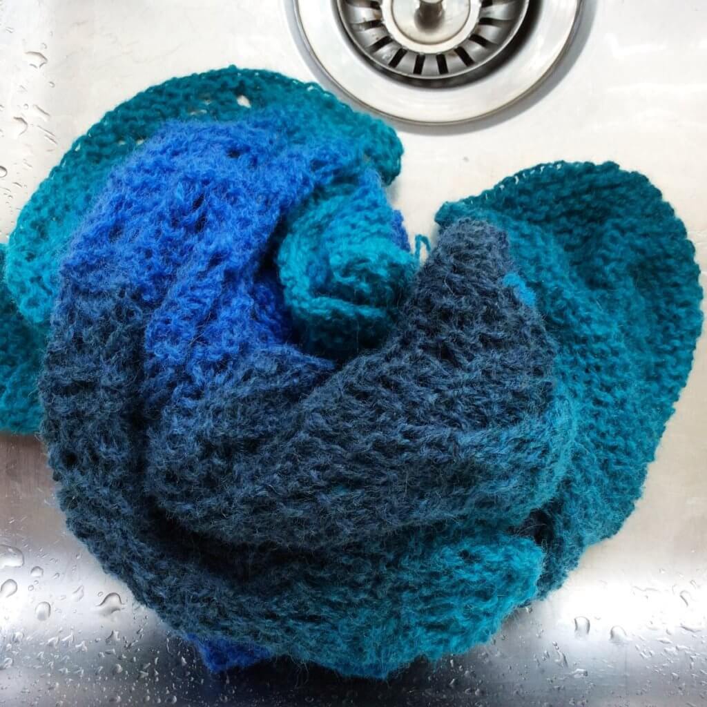 brickless shawl