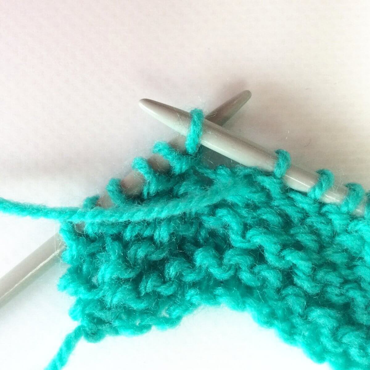 tutorial - knitting the m1bl increase - La Visch Designs