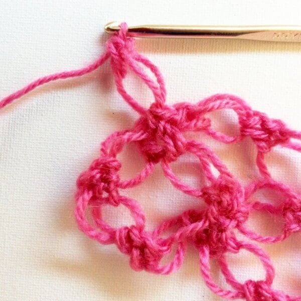 Crochet the Solomon's knot - a tutorial by La Visch Designs