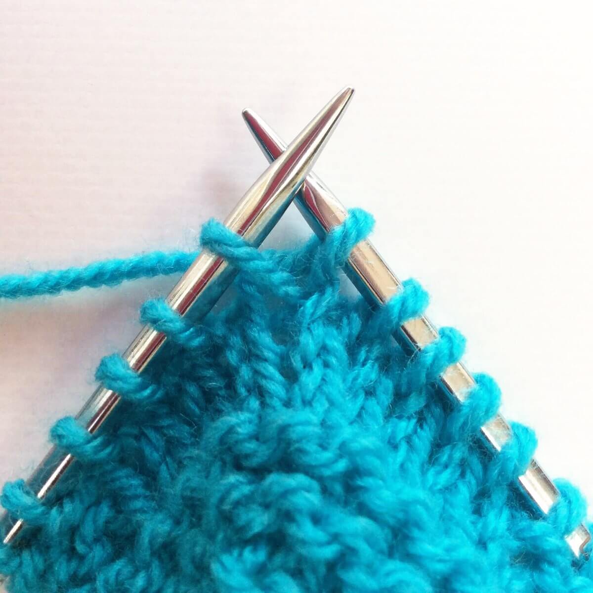 tutorial working a knit side right leaning lifted increase La Visch