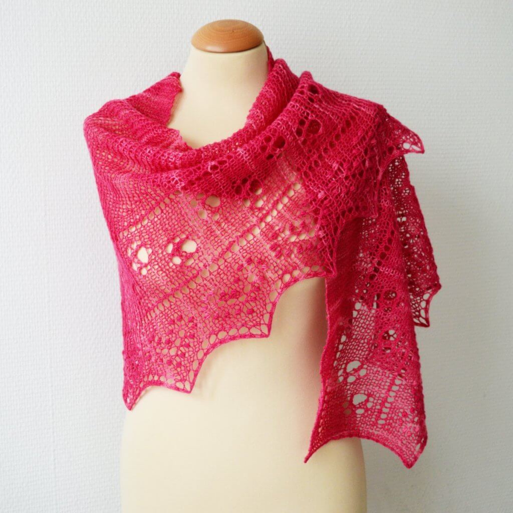 Kitty Cat Shawl by La Visch Designs