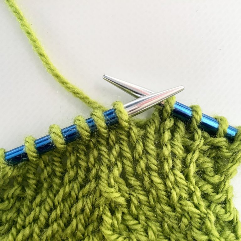 tutorial - working a knit-side left-leaning lifted increase - La Visch ...