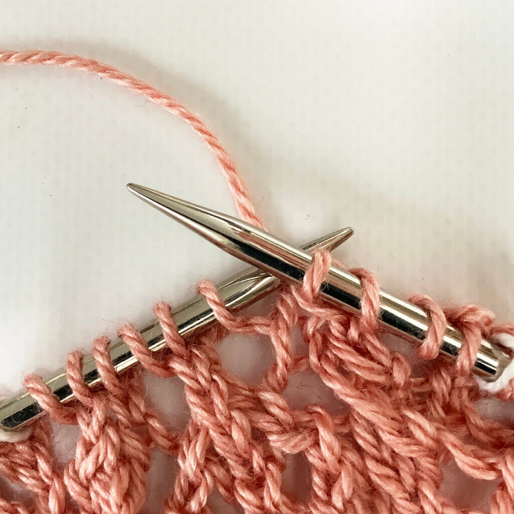 tutorial - working the bunny ears yo stitch - La Visch Designs