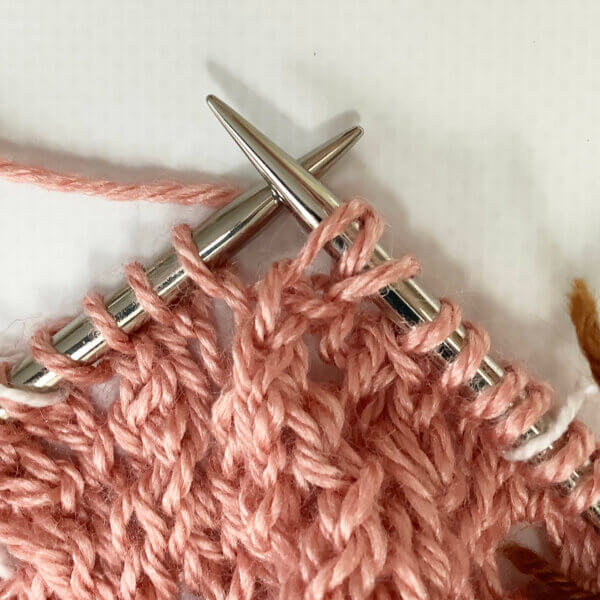 tutorial - working the bunny ears yo stitch - La Visch Designs