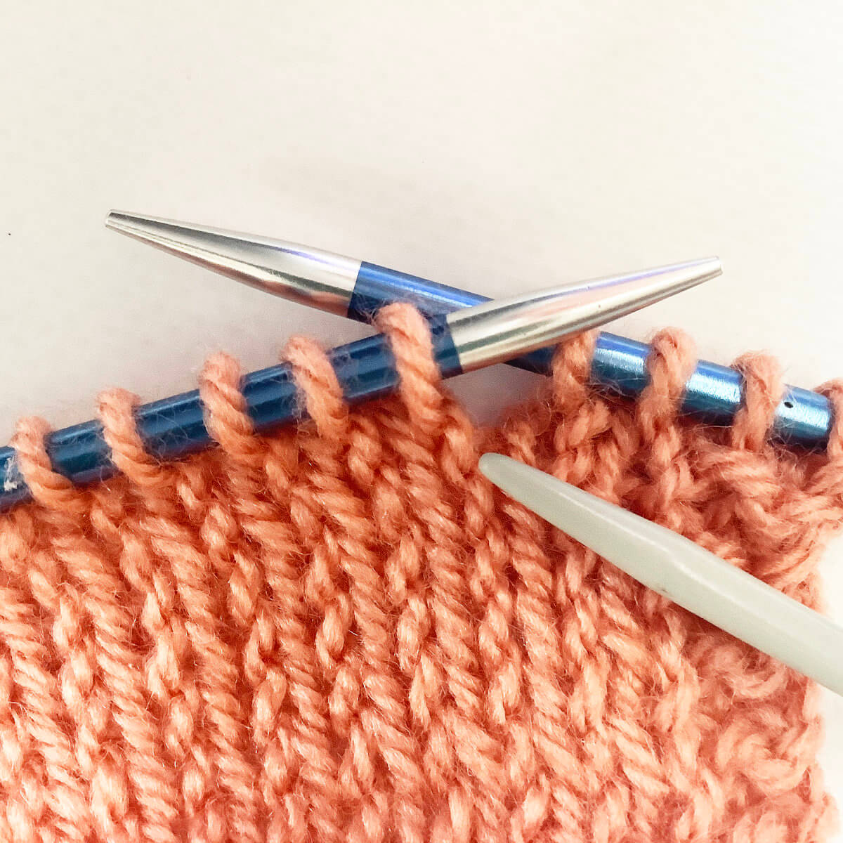 knit 1 below - step 2