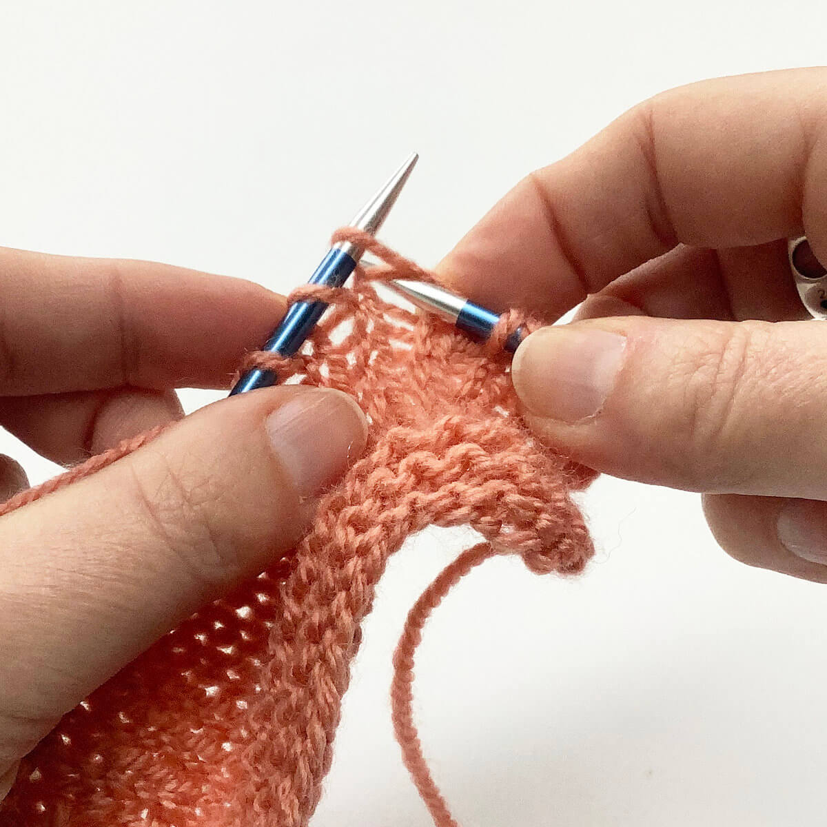 knit 1 below - step 3