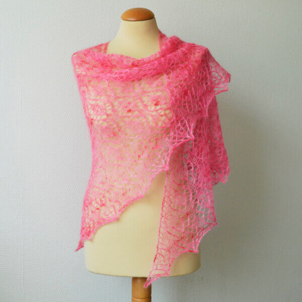 Strawberry Finch shawl