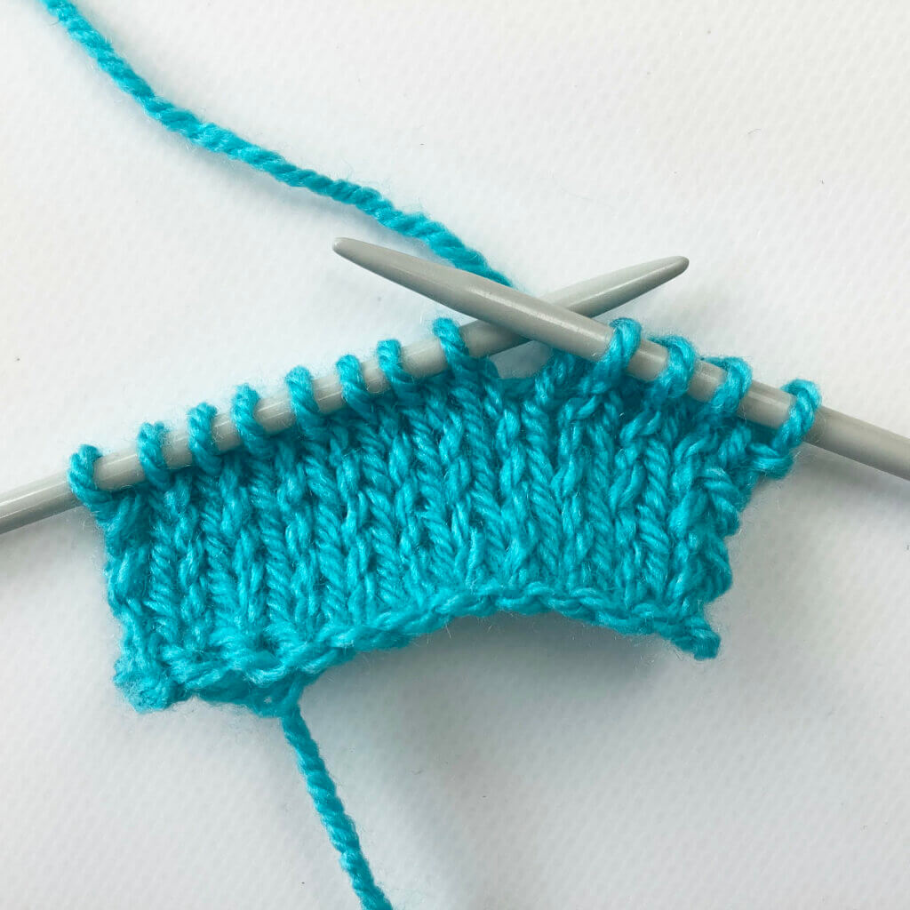 tutorial - working the bunny ears decrease - La Visch Designs