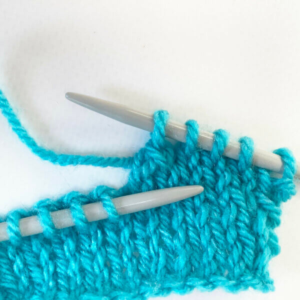 tutorial - working the bunny ears back decrease - La Visch Designs