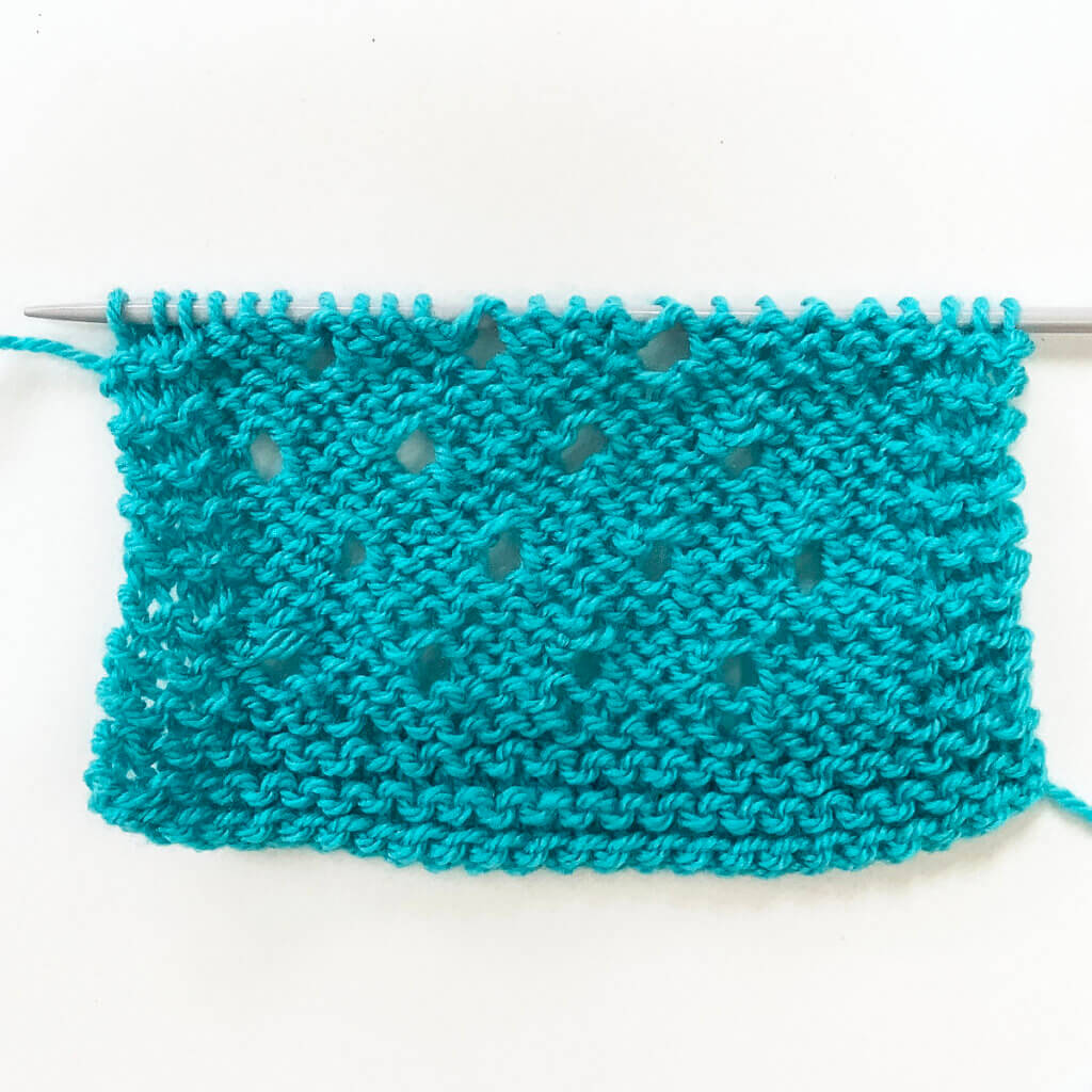 The staggered eyelet stitch from the WS