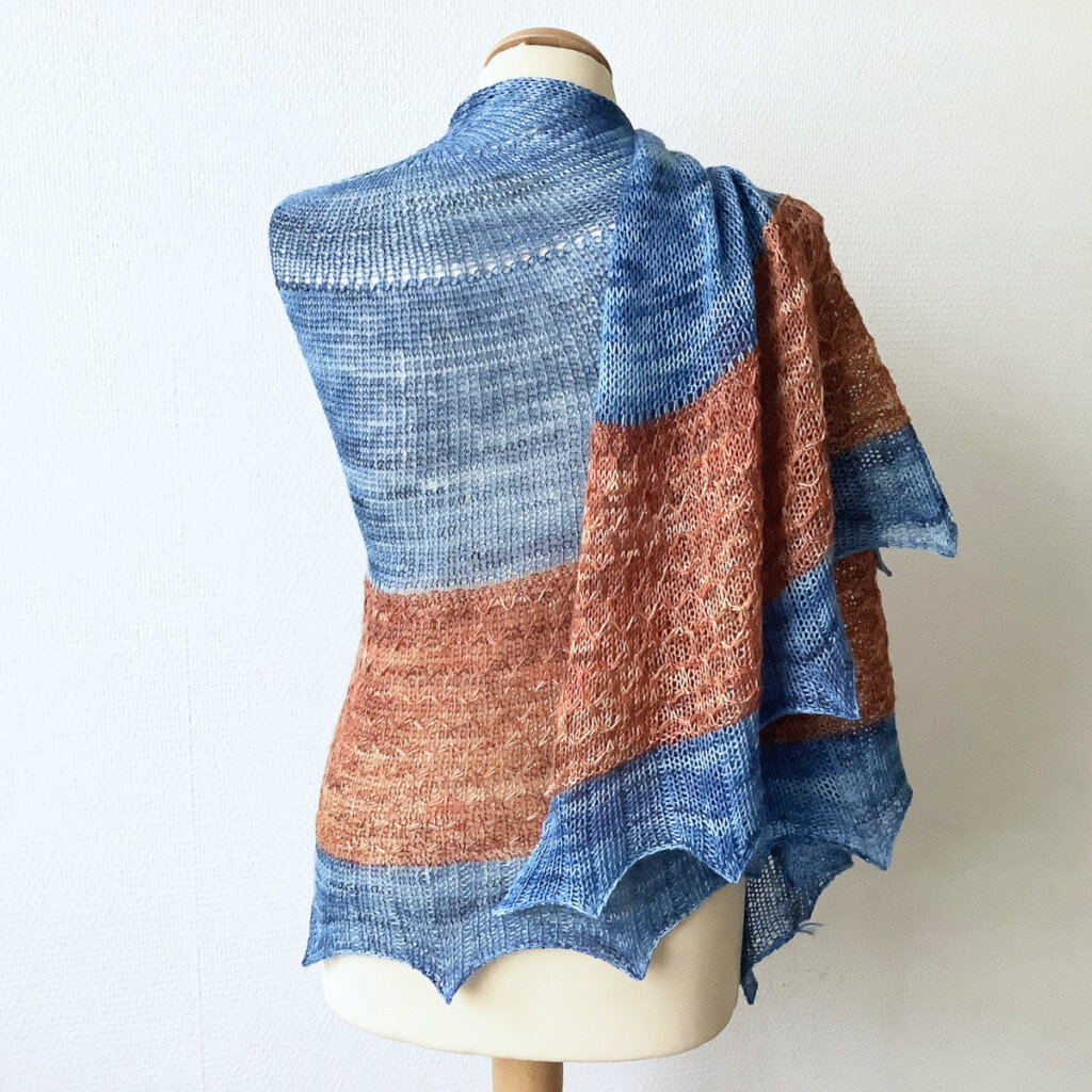 Diamanten - a shawl by La Visch Designs