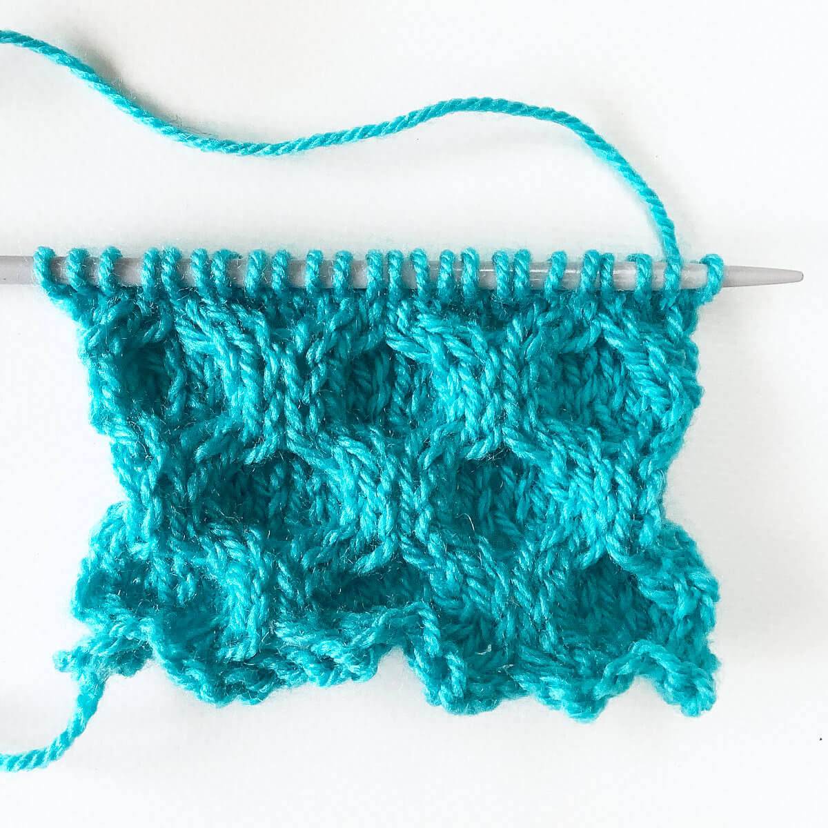 stitch pattern - the honeycomb cable stitch - La Visch Designs