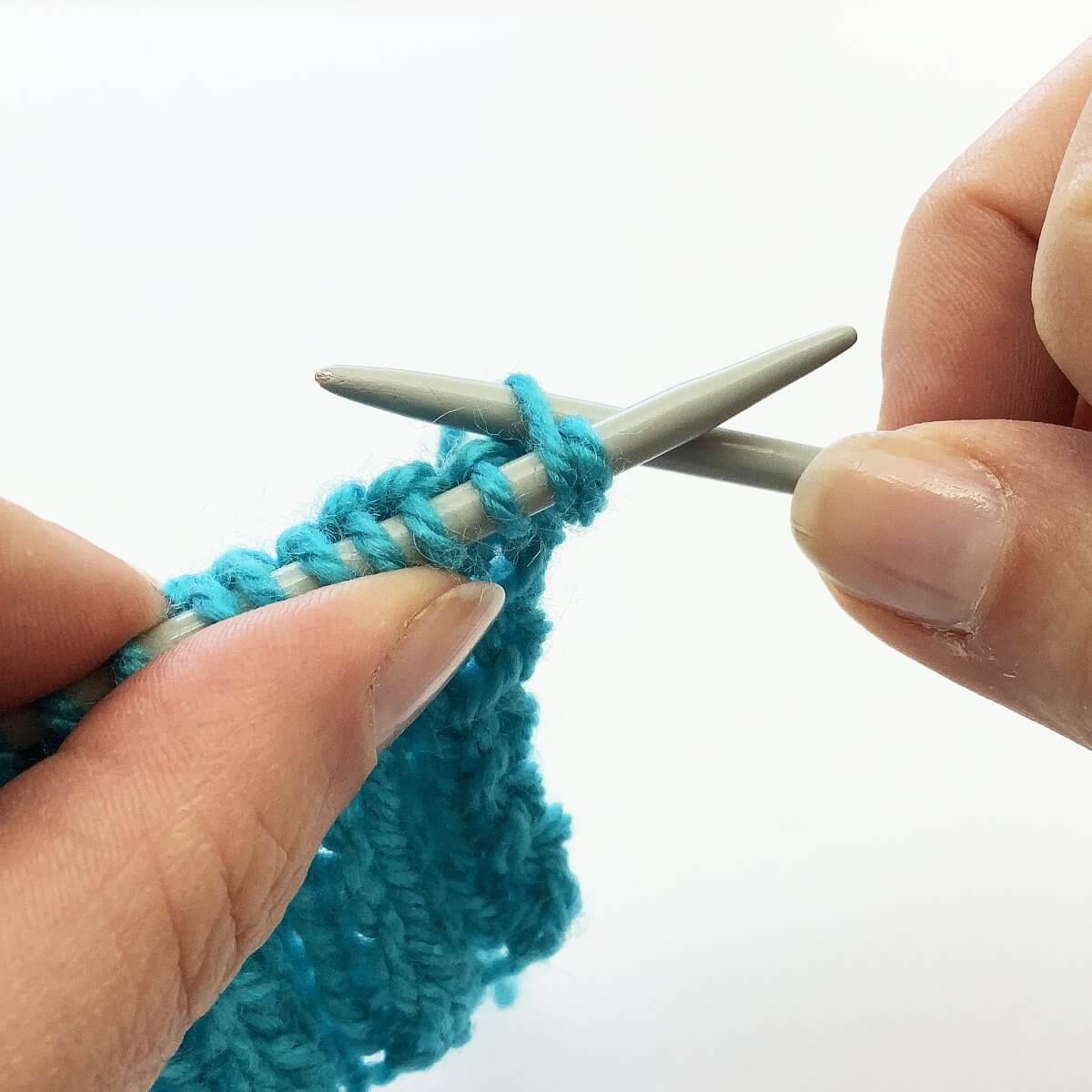 Step 5 of working a Vikkel braid