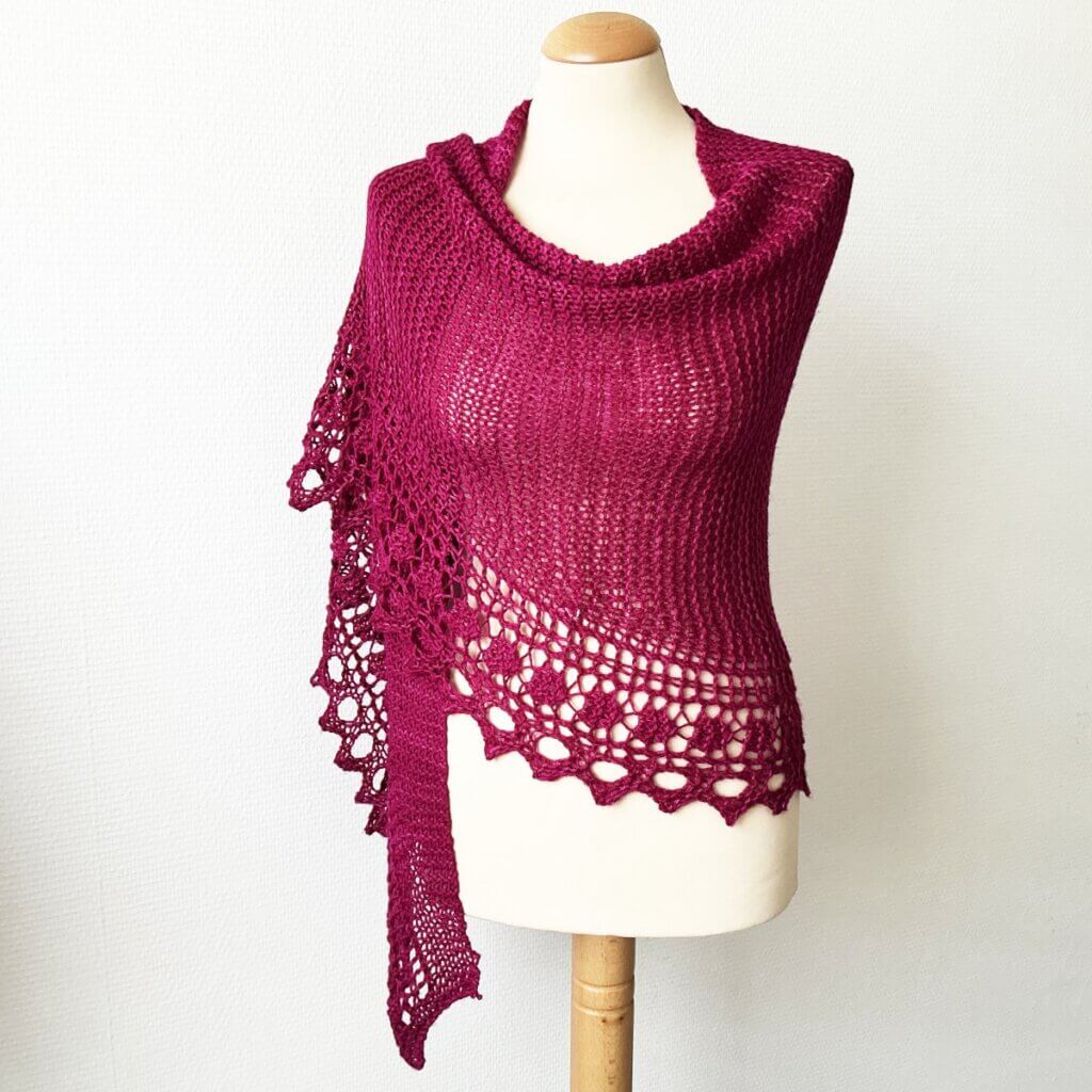 Gothic Flamingo - a knitted shawl design in with lace by La Visch Designs