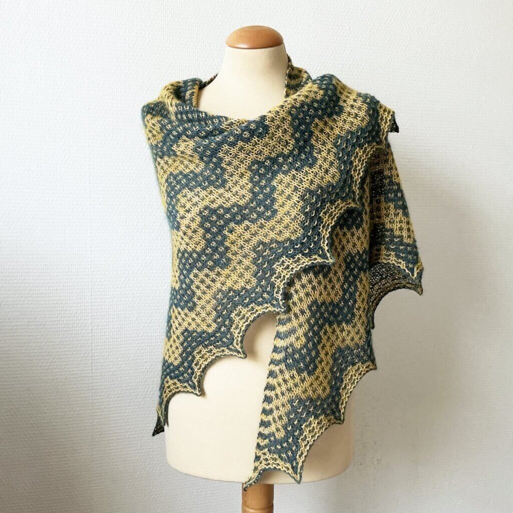 Waveline - a knit shawl design with mosaic patterning by La Visch Designs