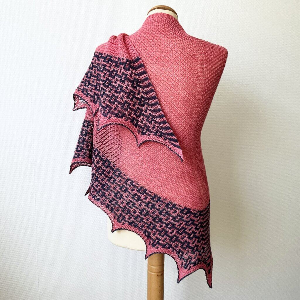 Helsingborg - a Mosaic shawl design by La Visch Designs